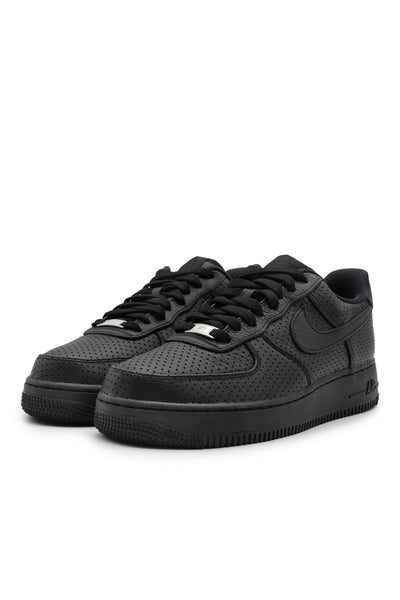 Black nike uptowns best sale