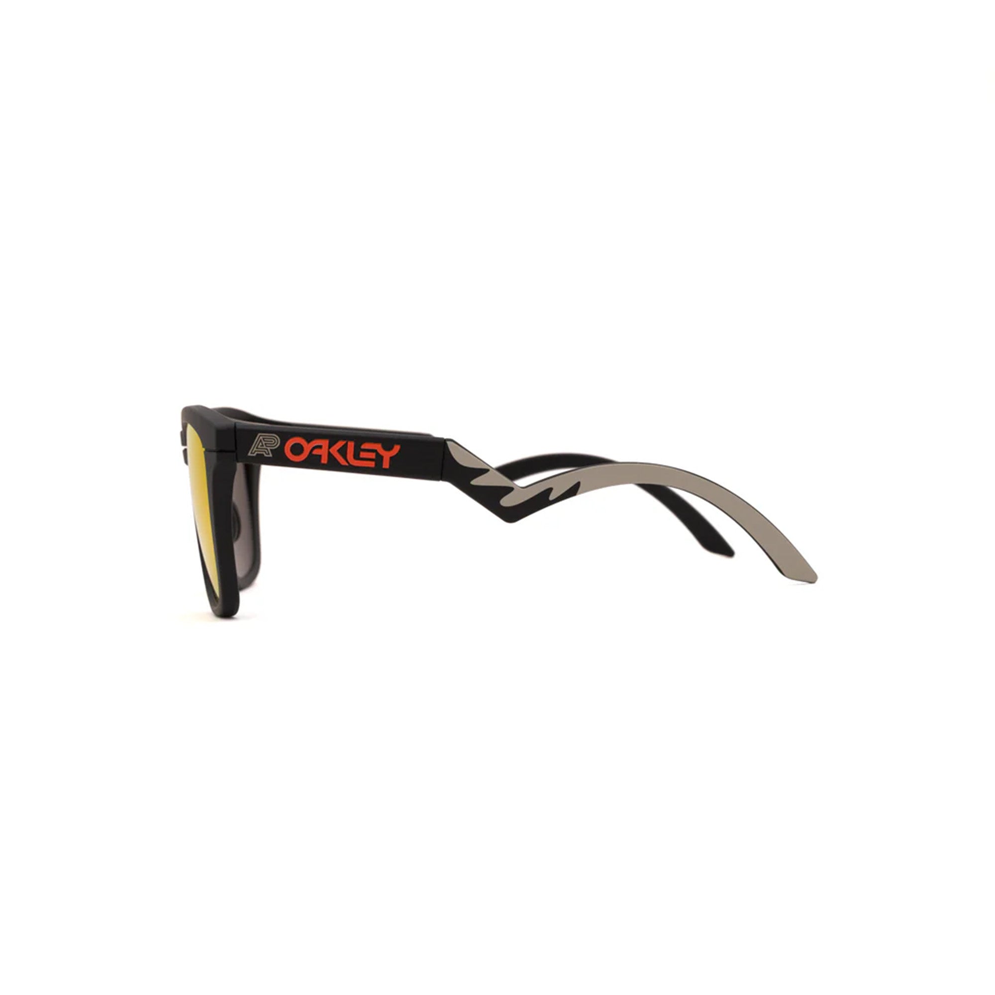 Oakley x AP Frogskins Hybrid 'Matte Black/Prizm Ruby'