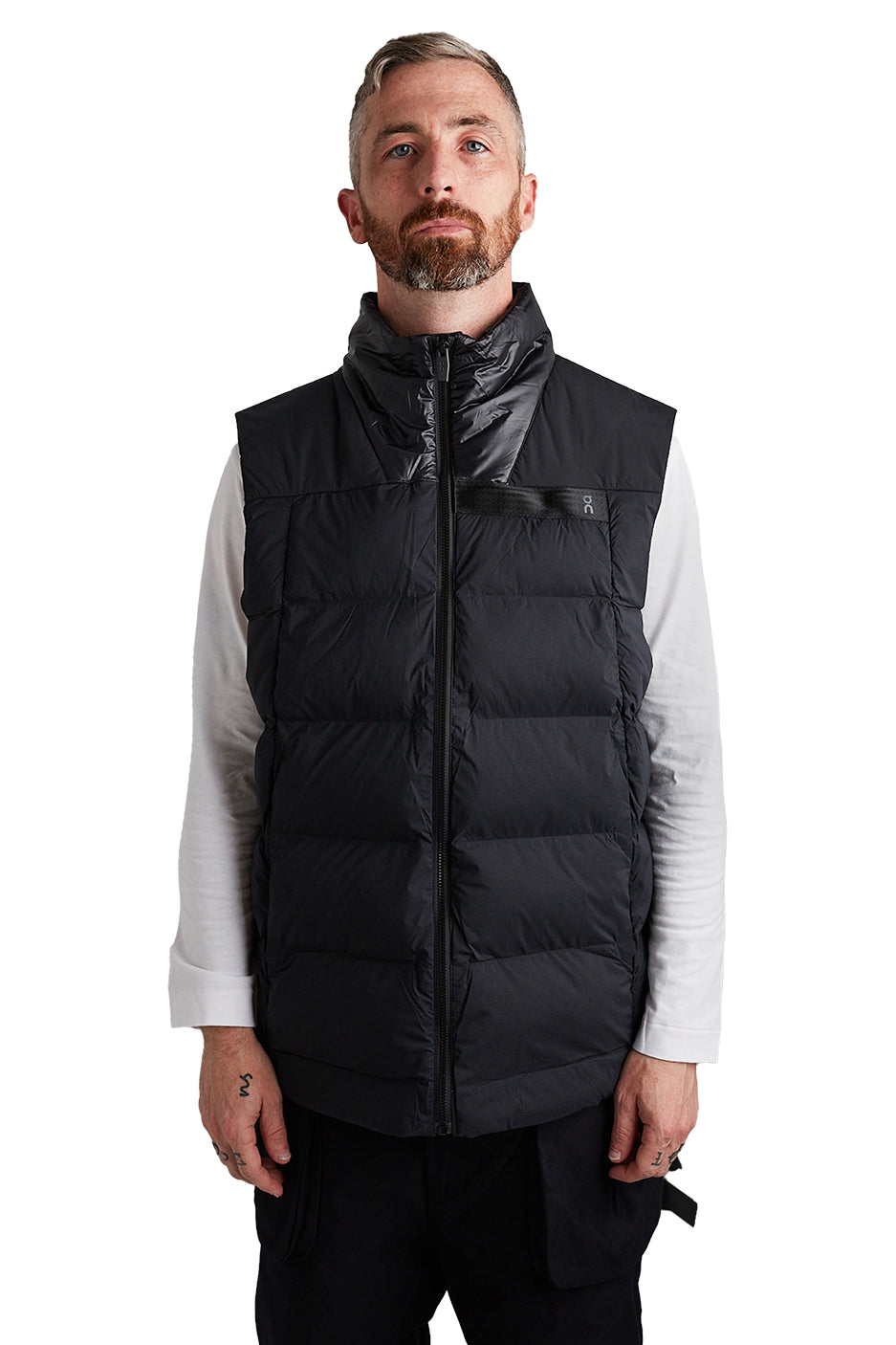 On Mens Challenger Vest 'Black' - ROOTED