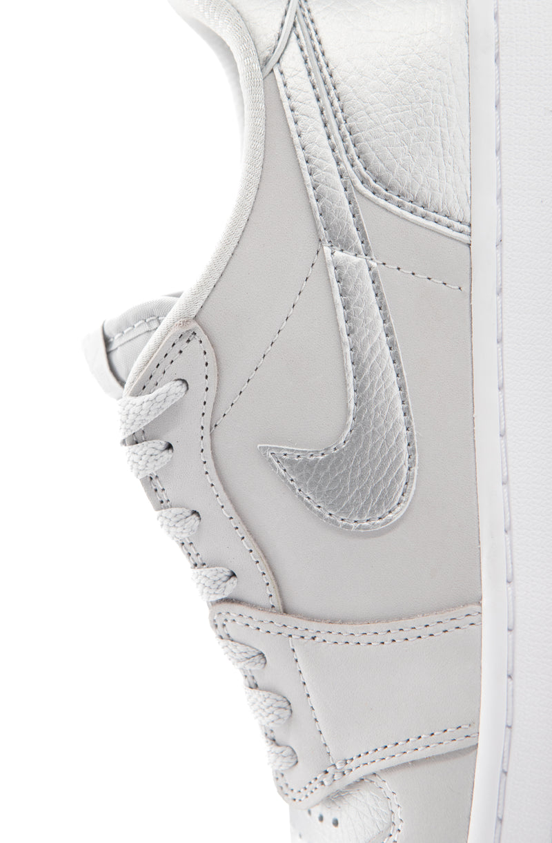 Air Jordan 1 Low OG 'Neutral Grey/Metallic Silver'