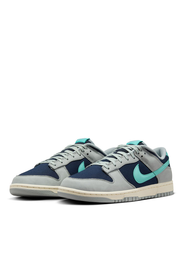 Nike Dunk Low PRM 'Light Pumice/Green Frost'