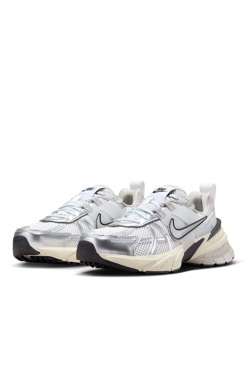 Womens Nike V2K Run 'Summit White/Metallic Silver'