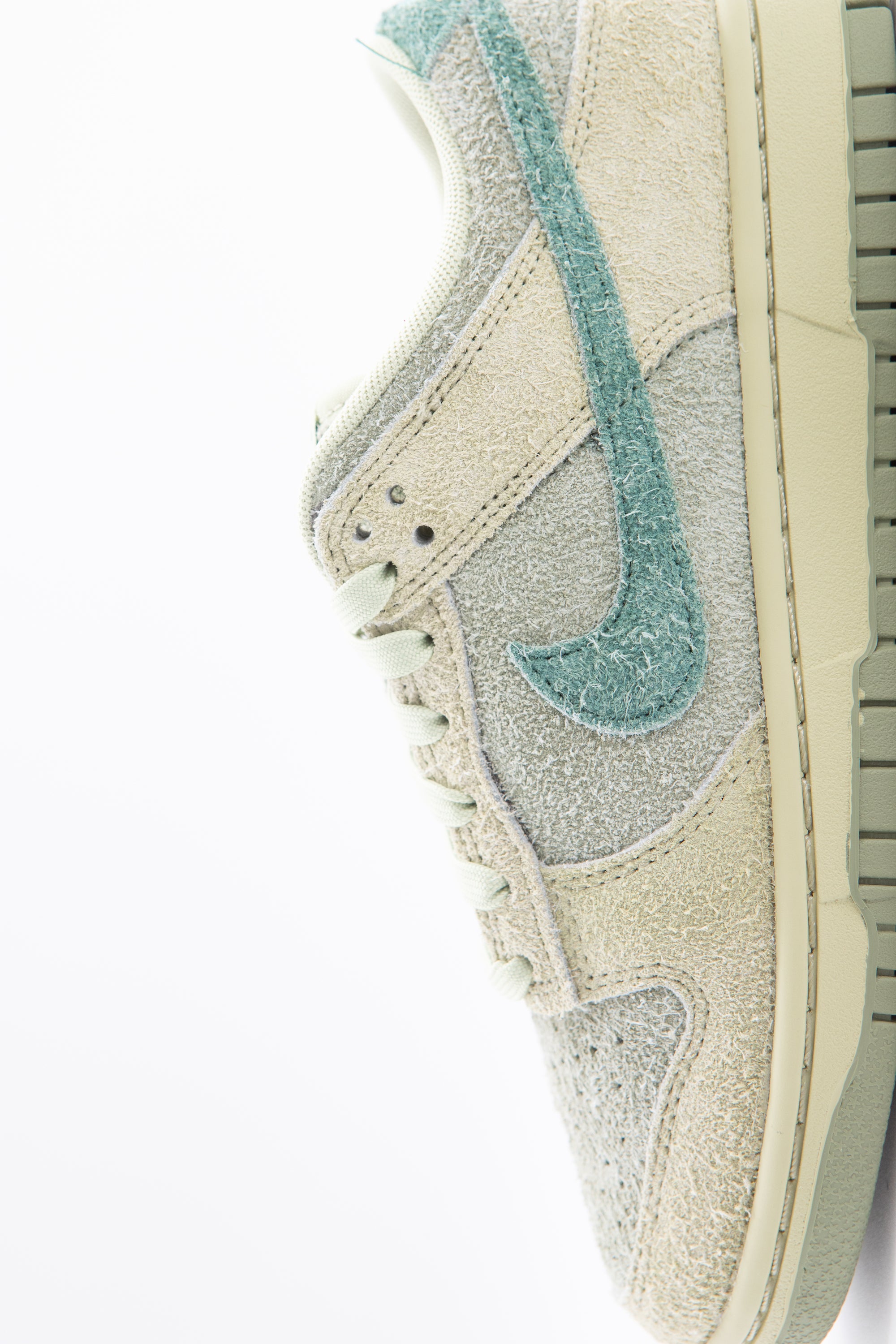 Nike Womens Dunk Low 'Olive Aura/BiCoastal'