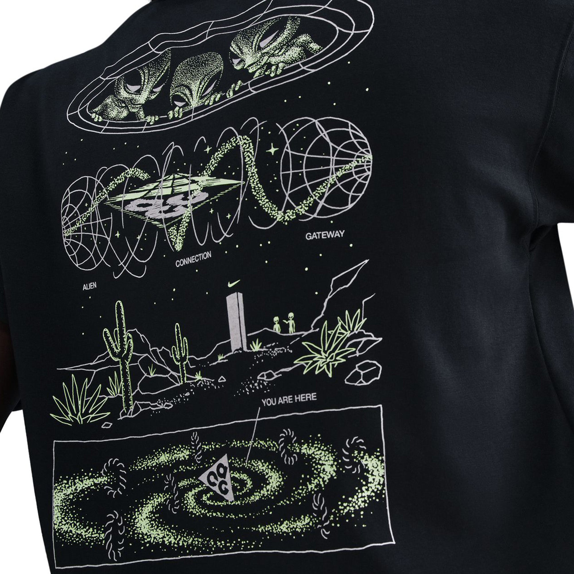 Nike ACG Mystery Lights Tee 'Black'