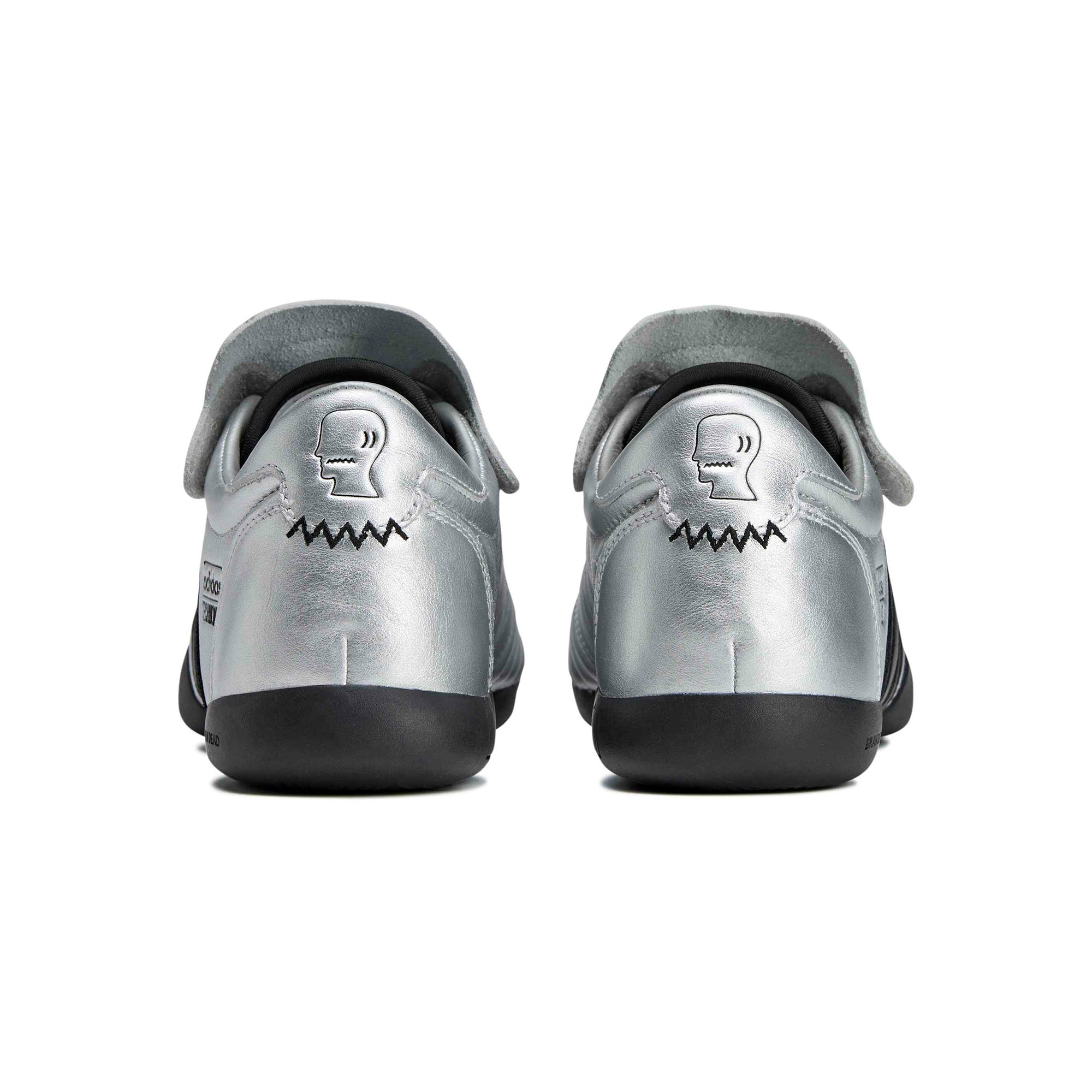 velociad absurda　デスメタル adidas Brain Dead Techwando 'Silver'
