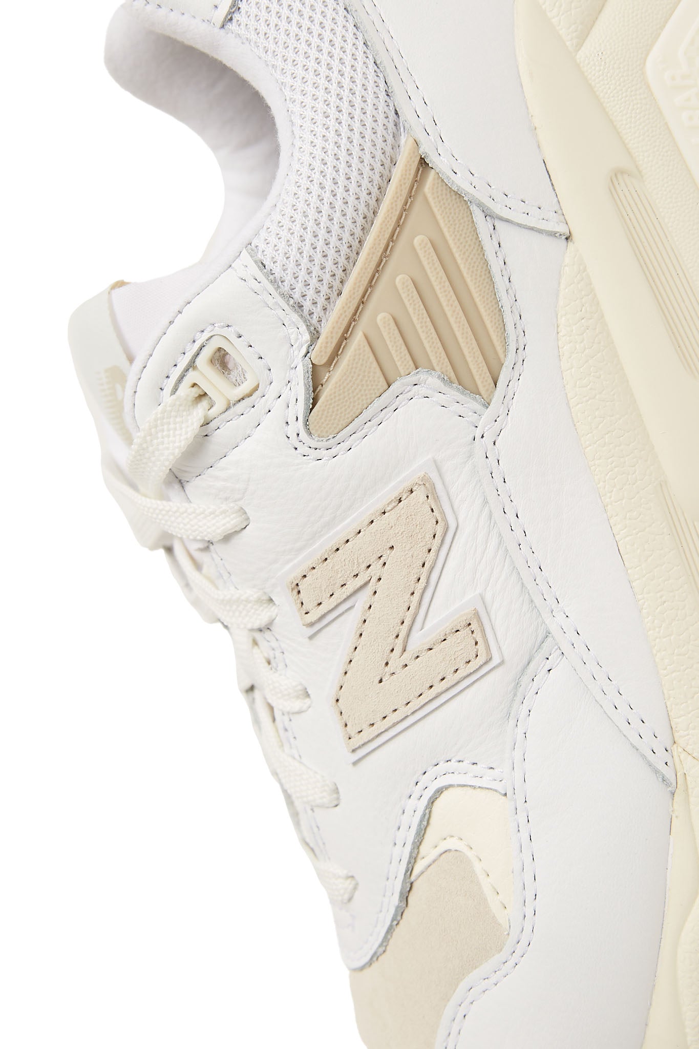 New Balance 580 v2 Vintage White