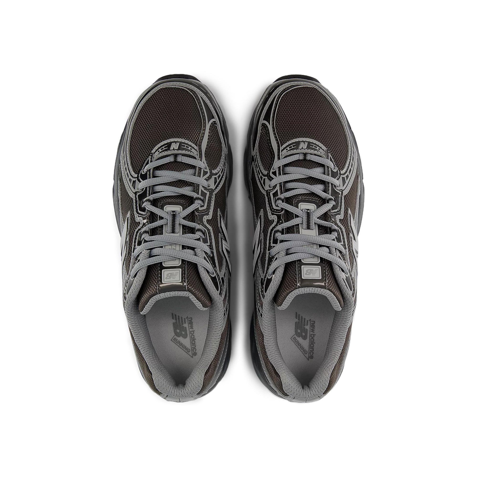 New Balance 740 'Black Metallic'