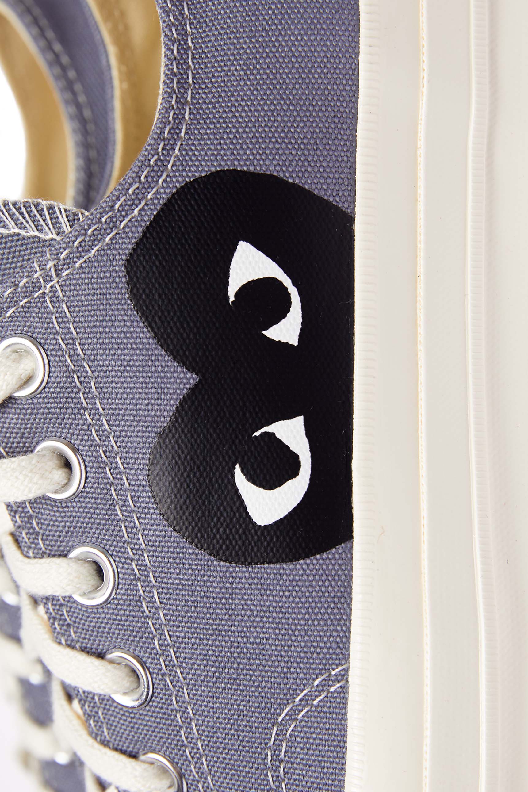 COMME des GARÇONS Play Converse Chuck Taylor Low 'Grey' - ROOTED