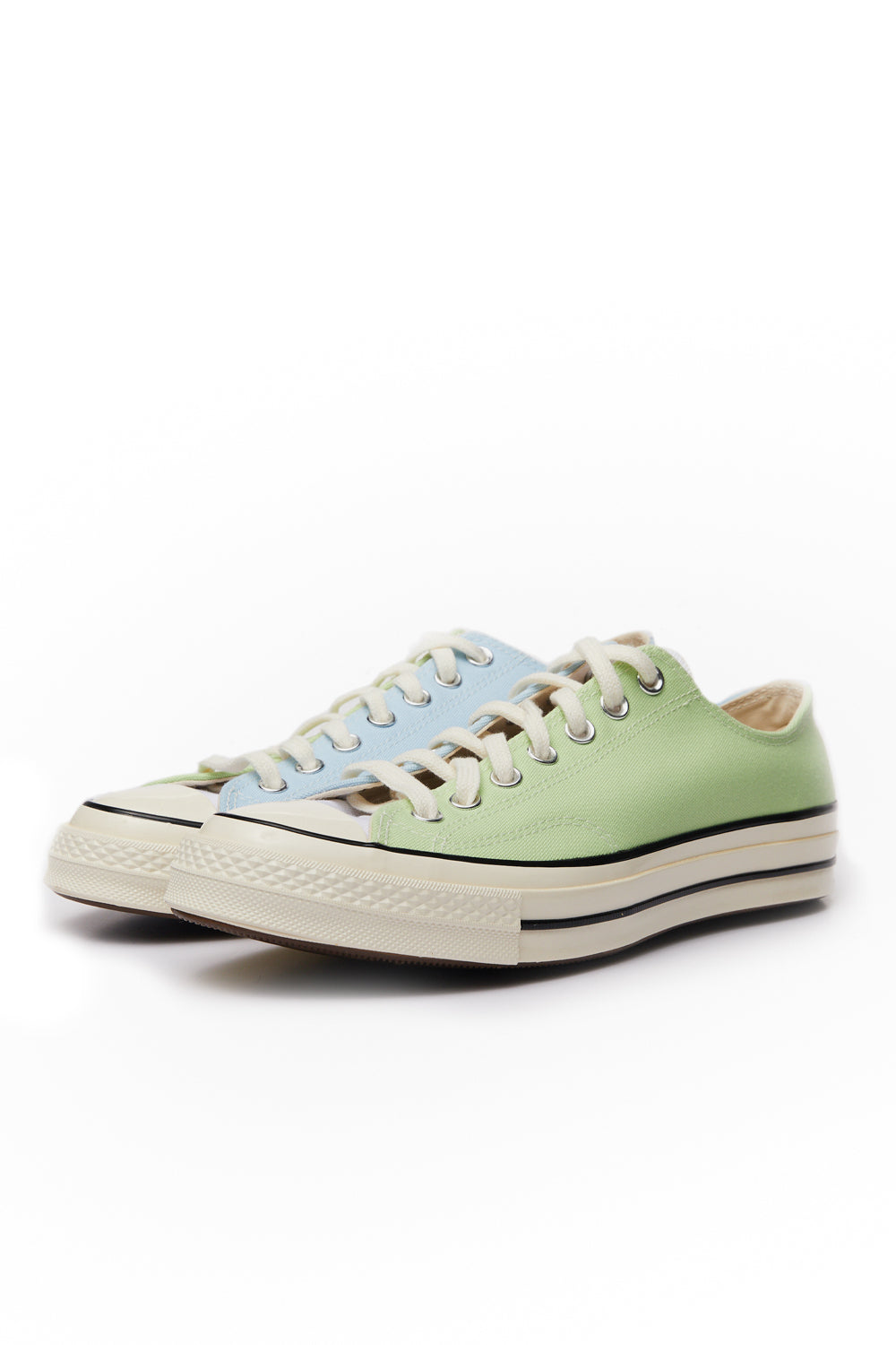 Tri color converse store